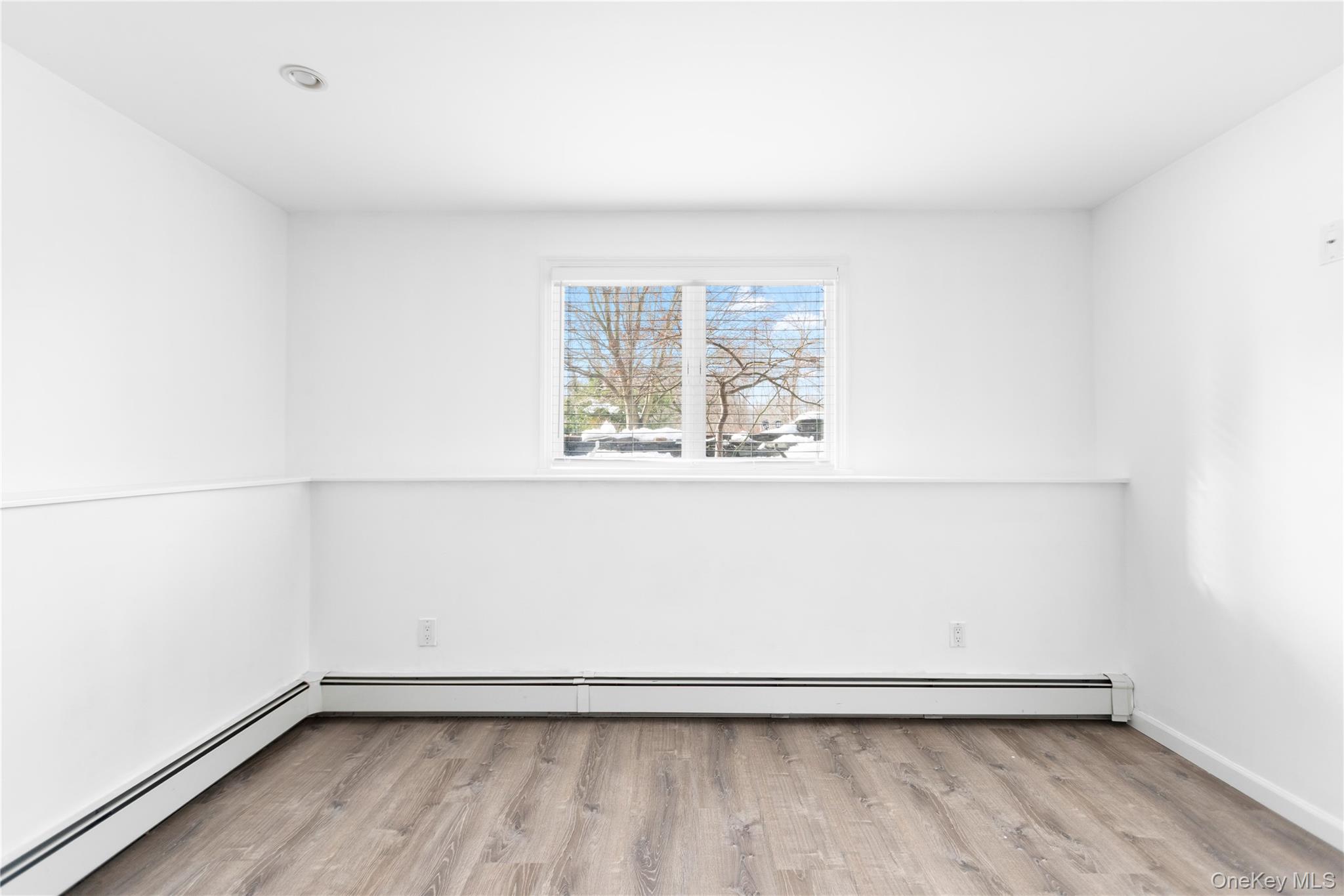 13 Country Greens Drive, Bellport, NY 11713