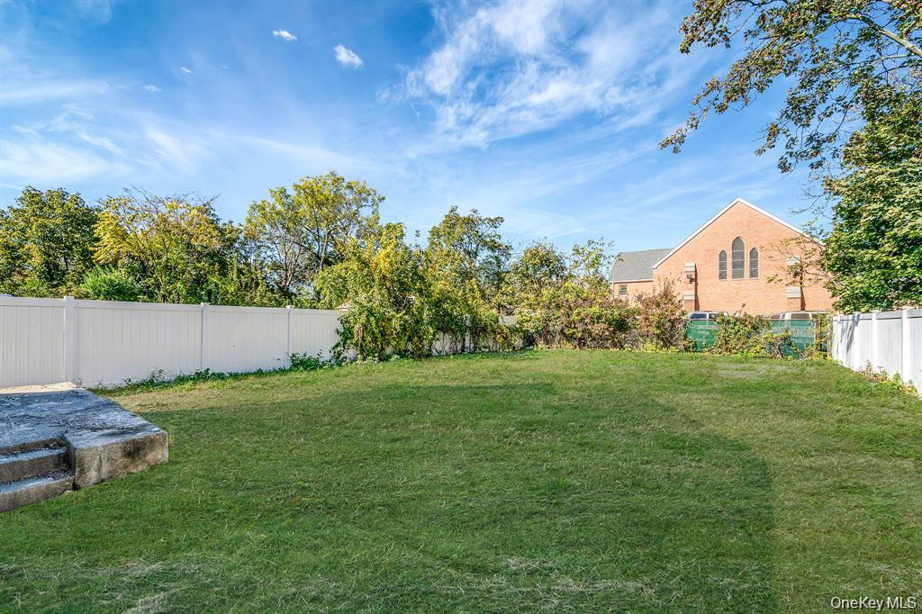 23 Maple Avenue, Hempstead, NY 11550