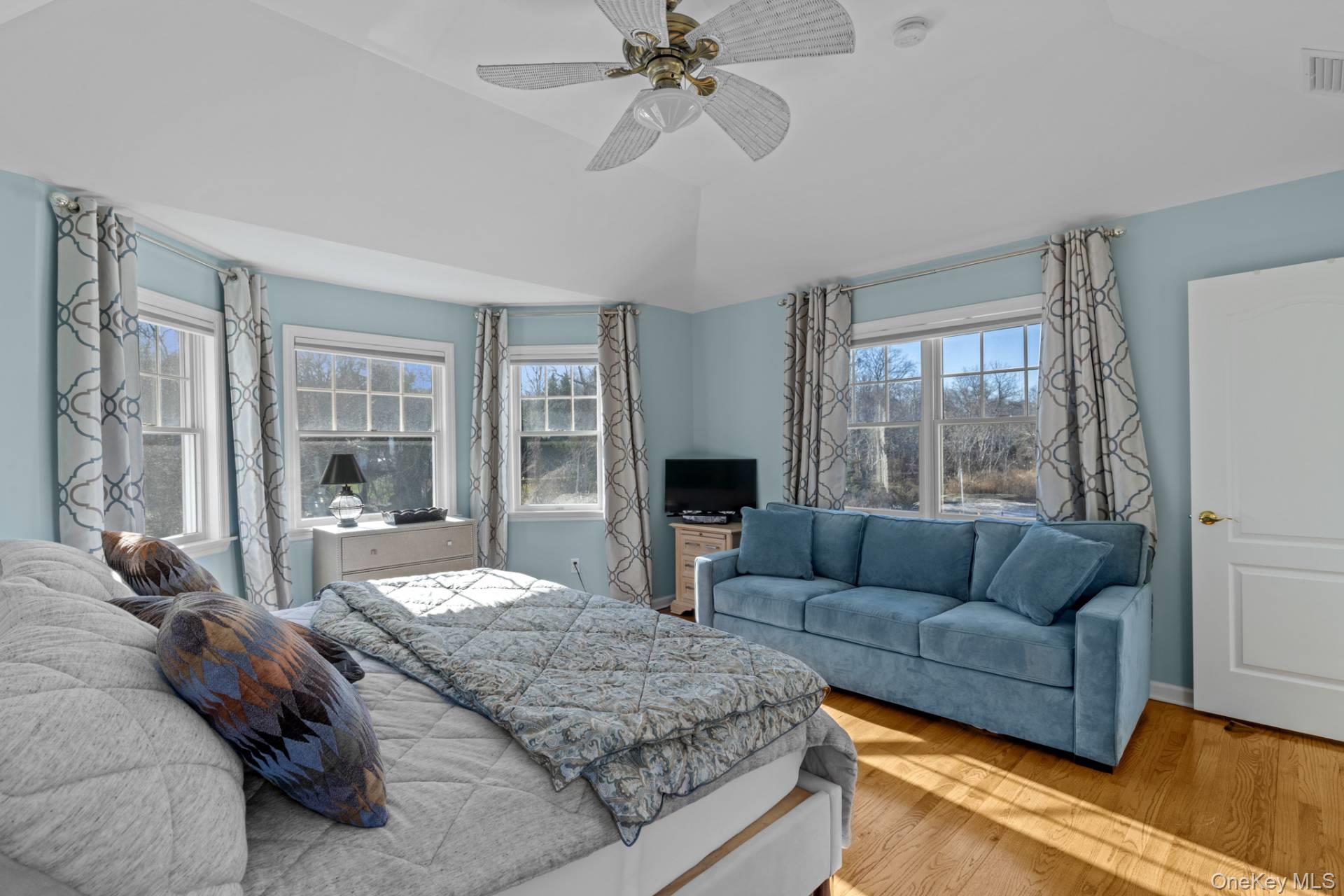 17 Dunmar Drive, Sag Harbor, NY 11963