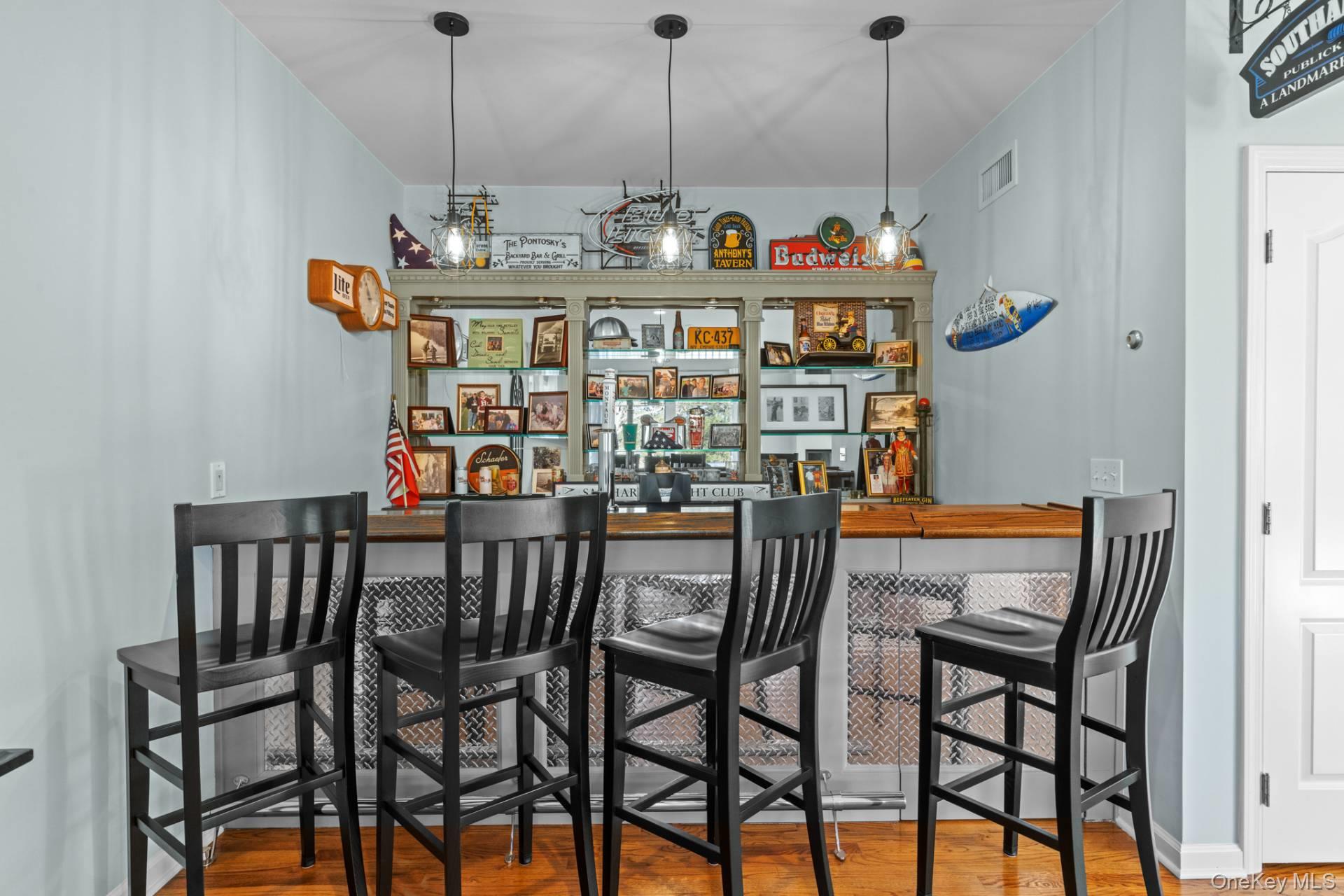 17 Dunmar Drive, Sag Harbor, NY 11963