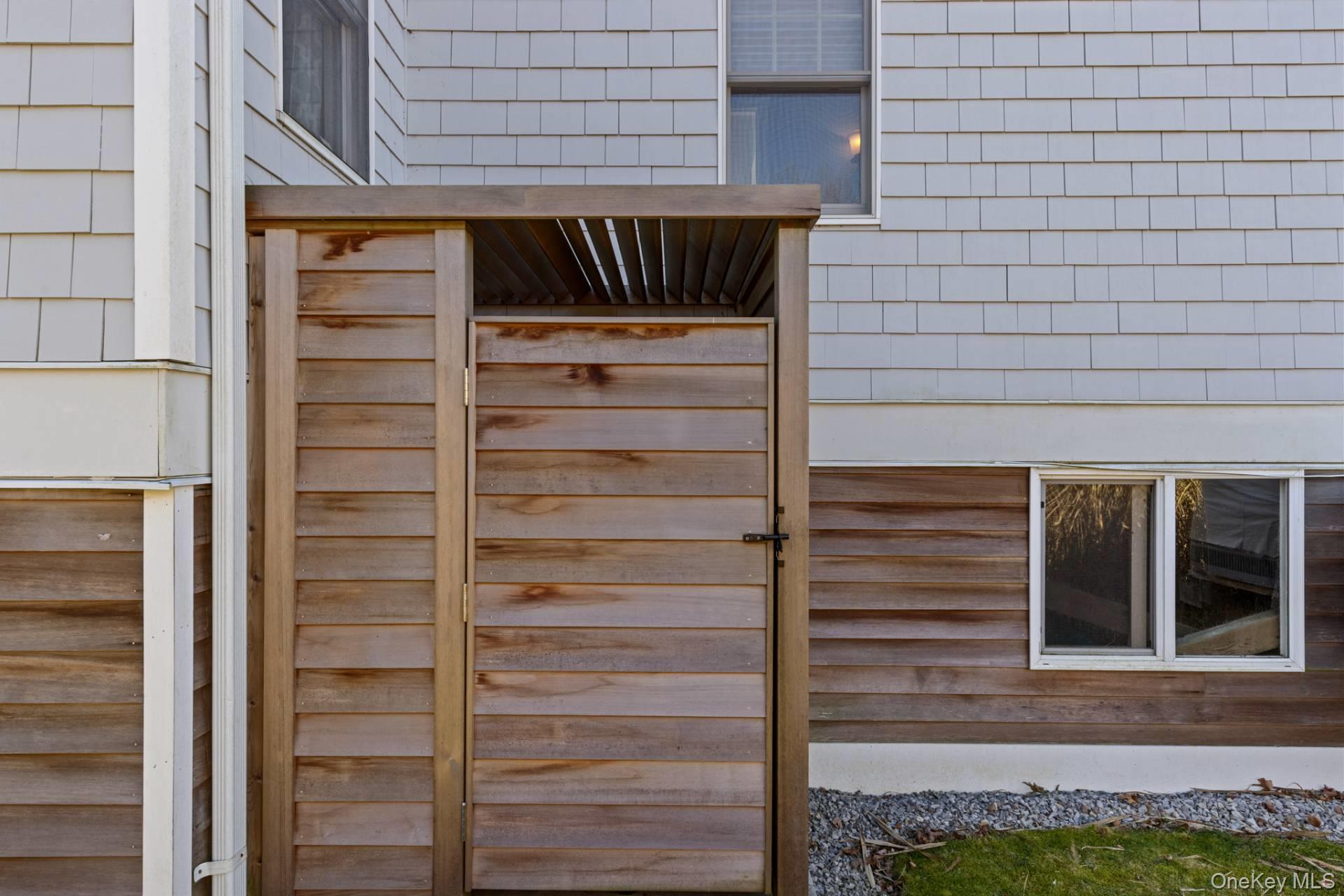 17 Dunmar Drive, Sag Harbor, NY 11963