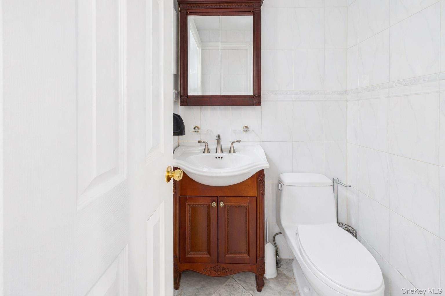 803 Michele Lane, Wantagh, NY 11793