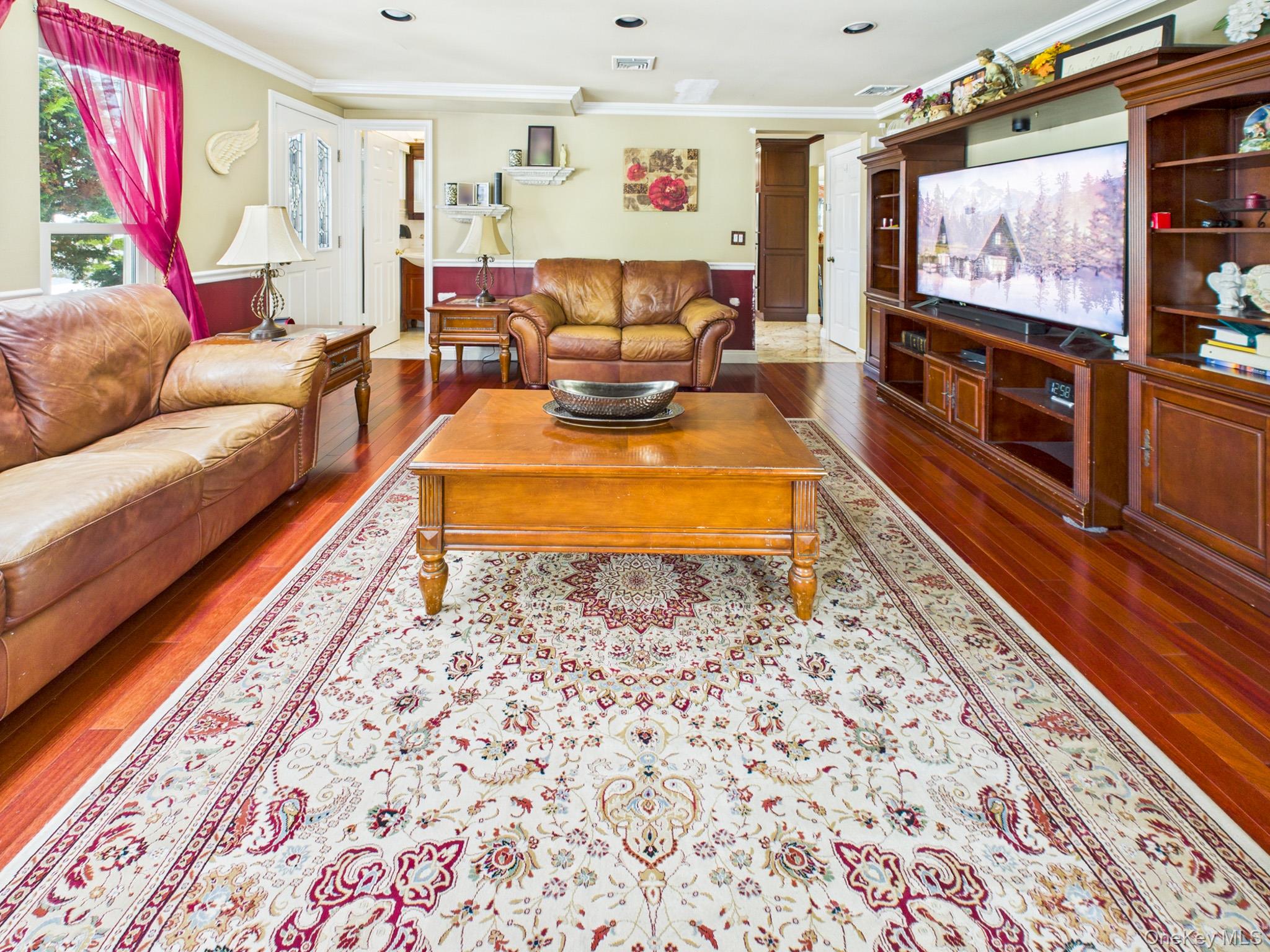 803 Michele Lane, Wantagh, NY 11793