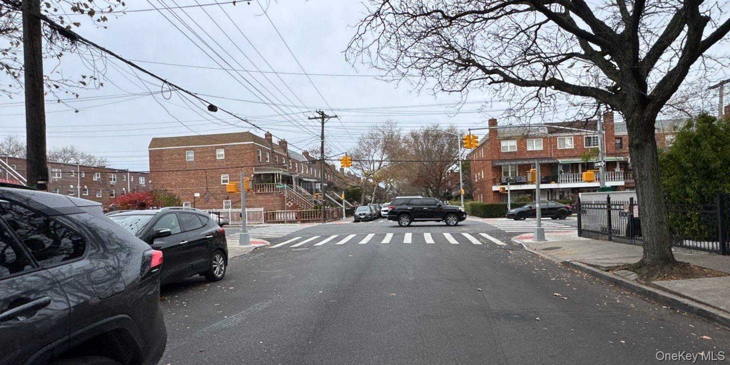 707 E 81st Street, Brooklyn, NY 11236