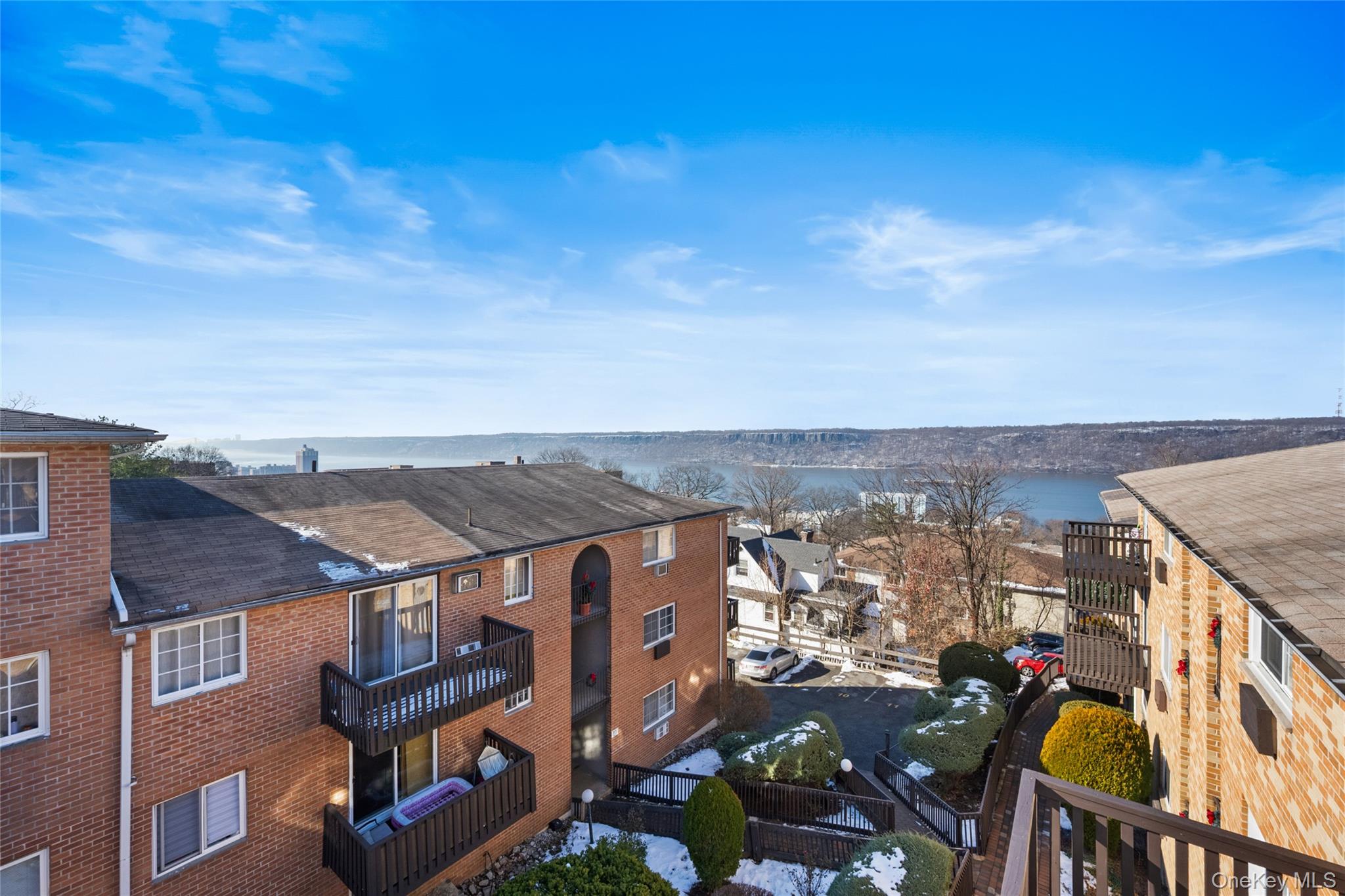 351 N Broadway # 1E, Yonkers, NY 10701