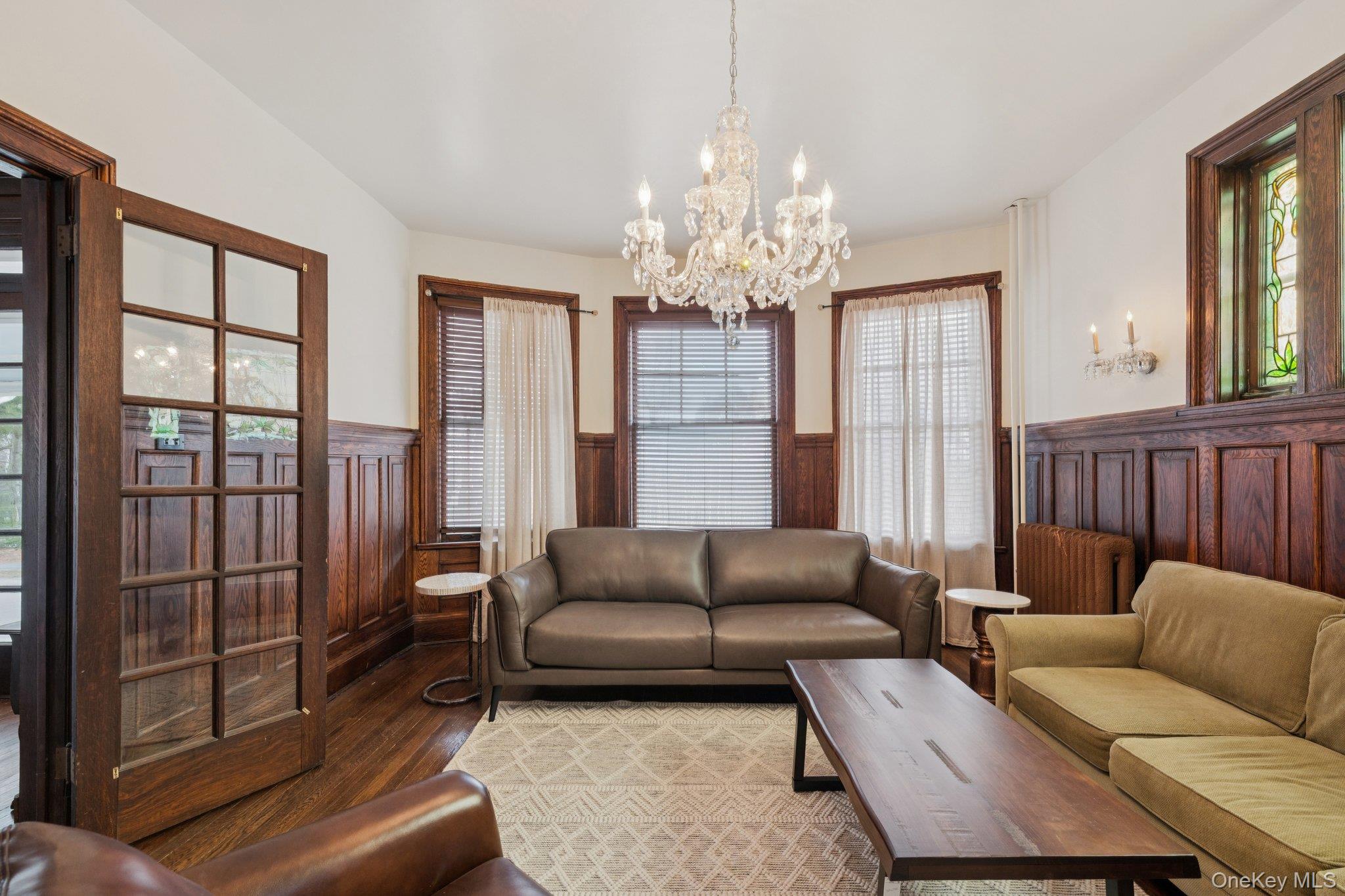 397 Split Rock Road, Syosset, NY 11791