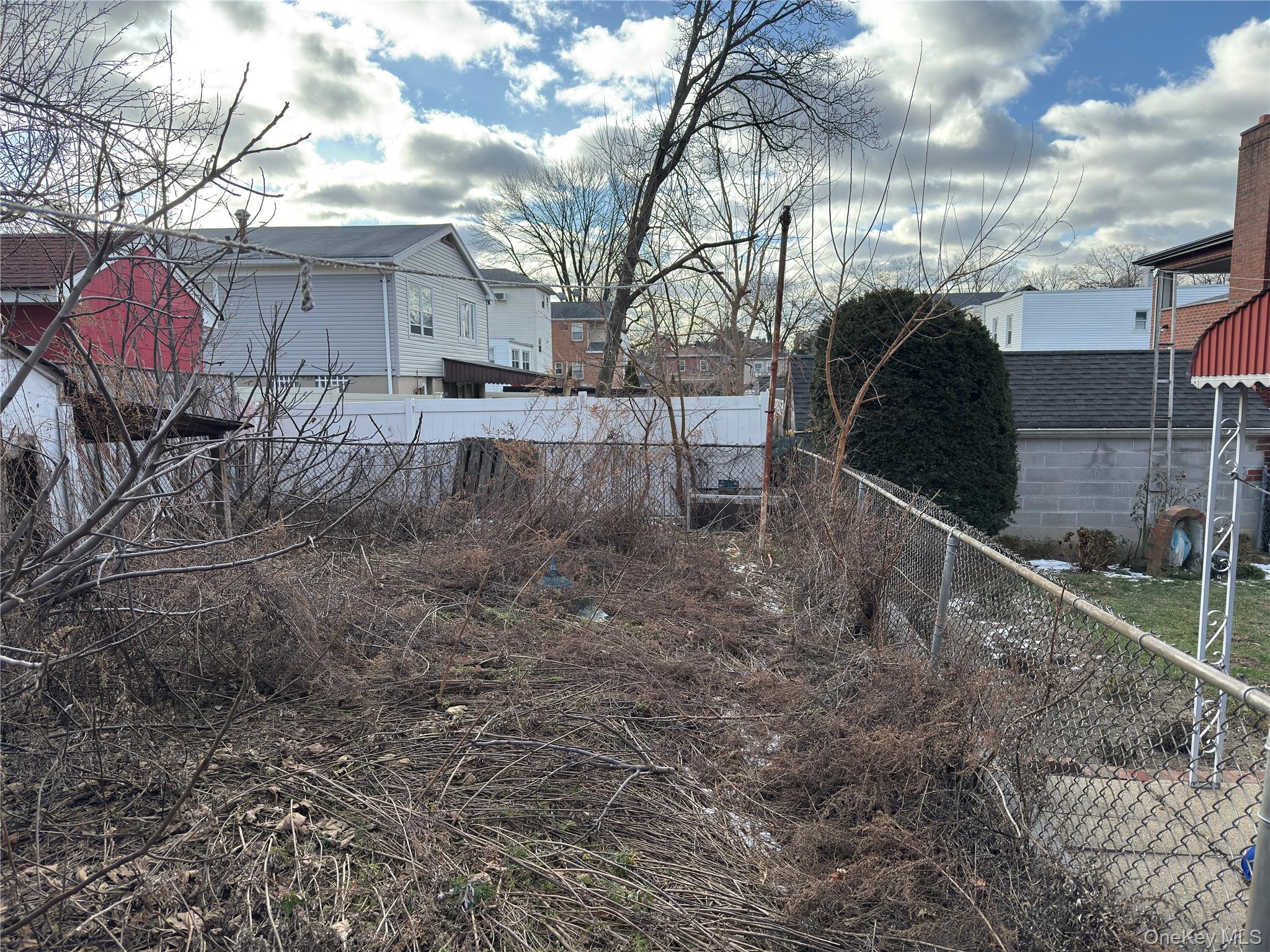 124-12 7th Avenue, College Point, NY 11356