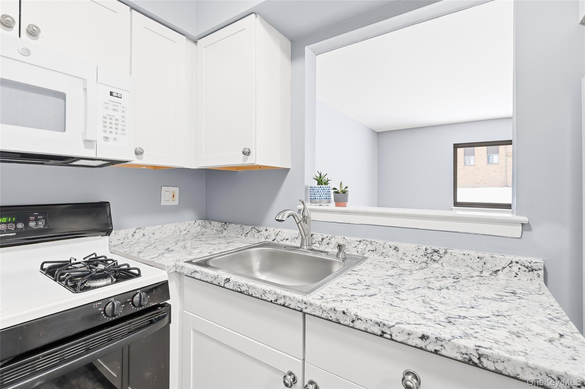 9 Charles Lane # 2C, Pomona, NY 10970