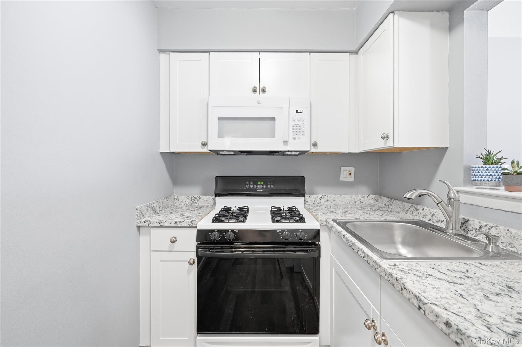 9 Charles Lane # 2C, Pomona, NY 10970