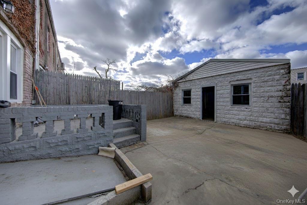 114-48 200th Street, Saint Albans, NY 11412