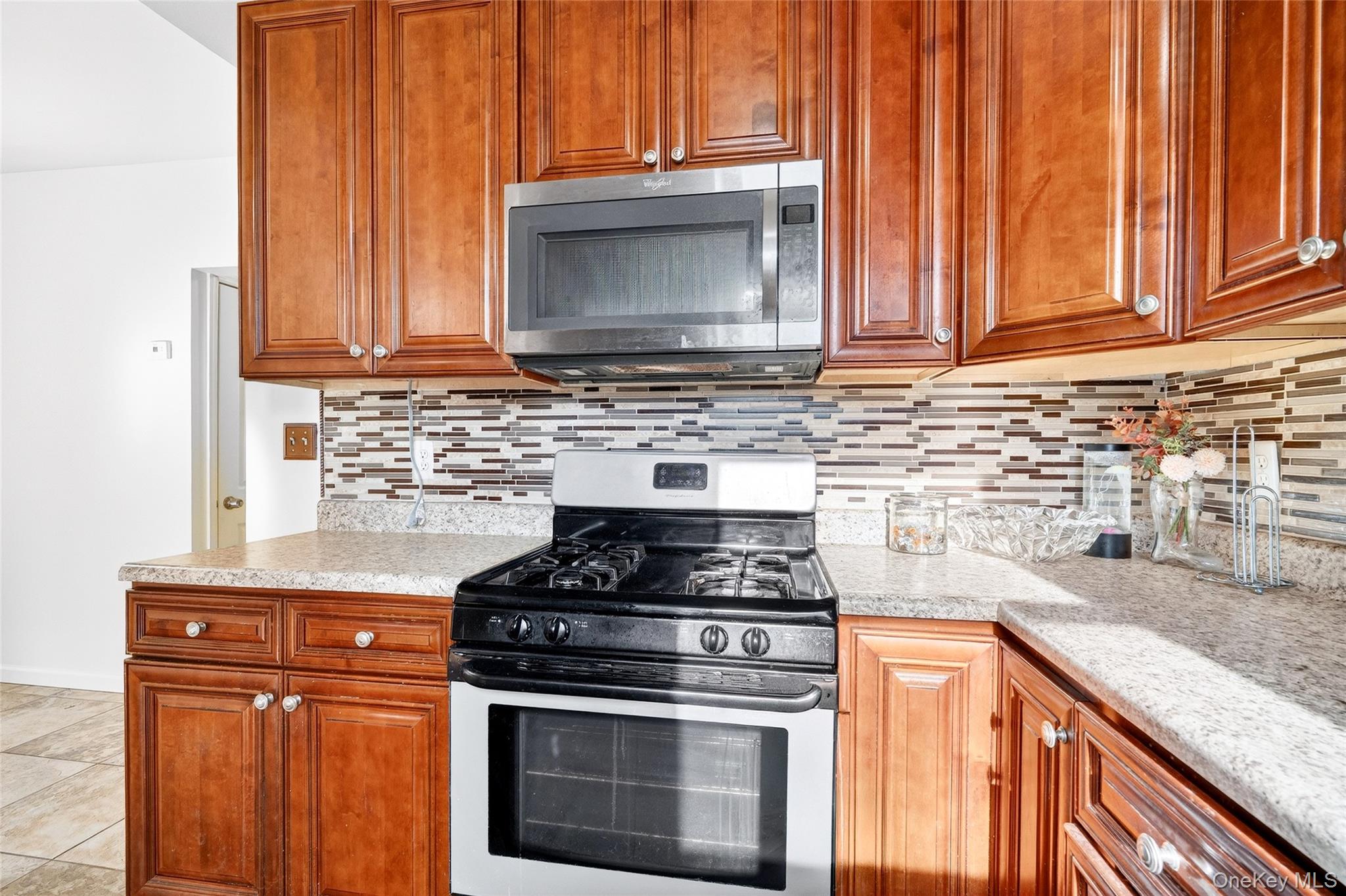 989 Sackett Avenue, Bronx, NY 10462