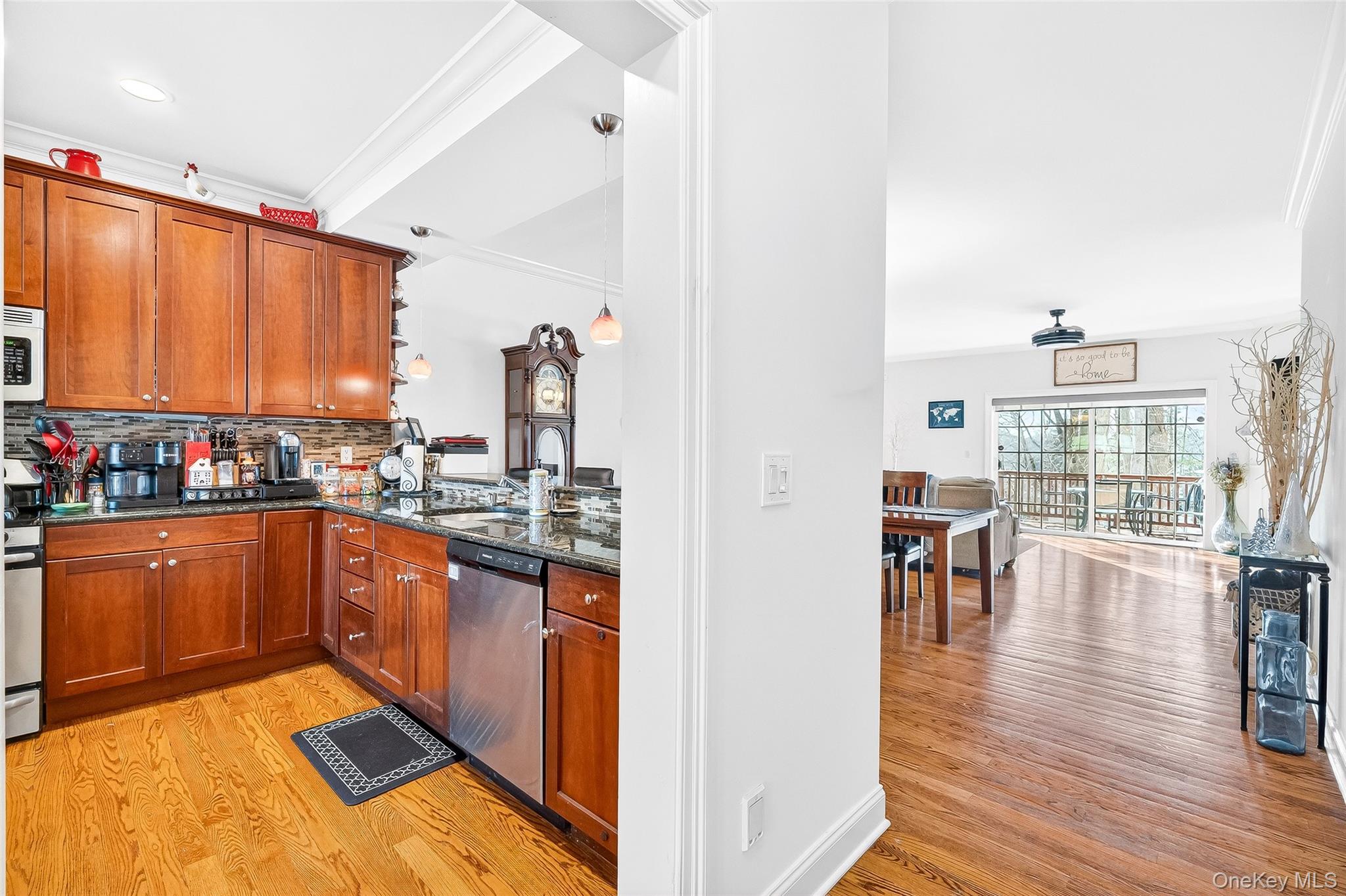 102 Villa Court, Carmel, NY 10512