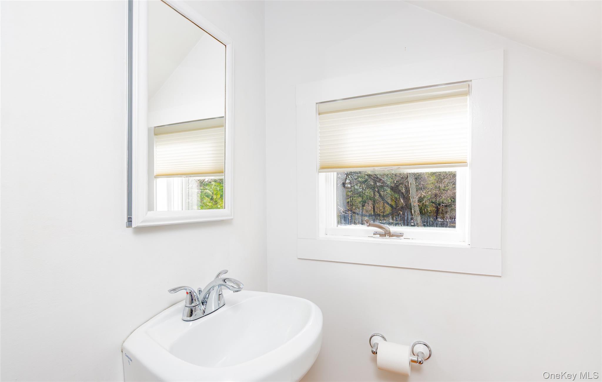 78 Mecox Road, Southampton, NY 11976