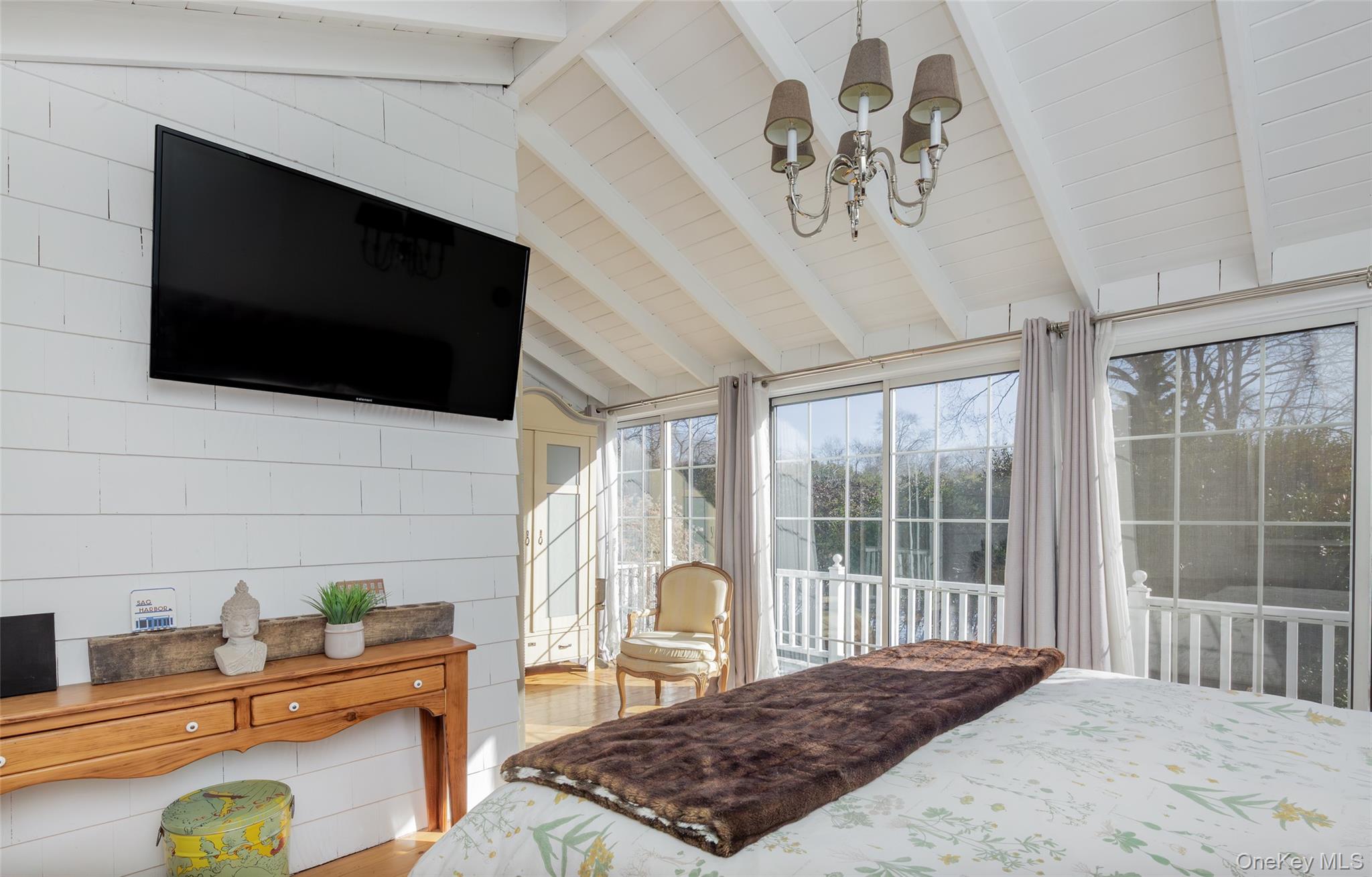 78 Mecox Road, Southampton, NY 11976