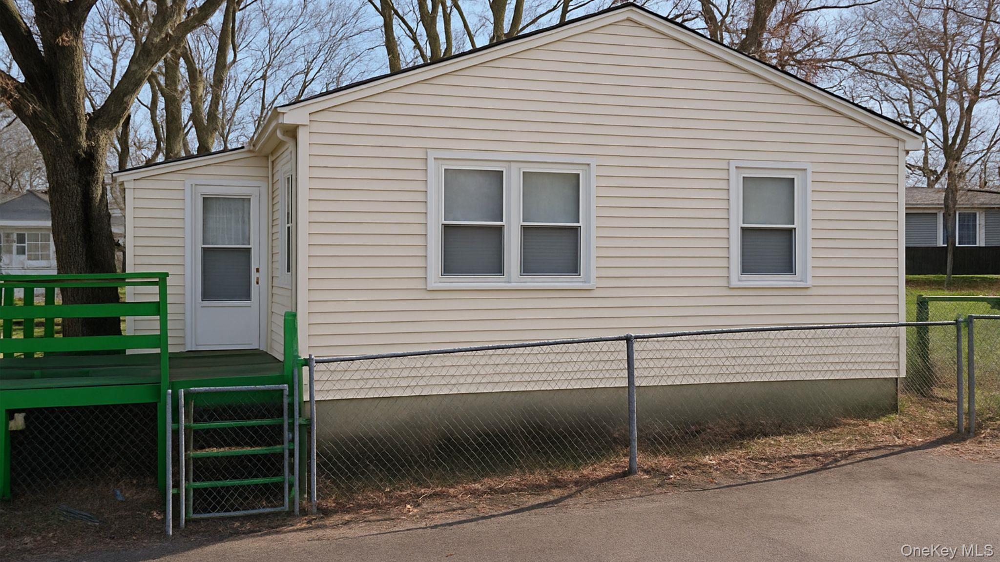 56 Woodcliff Trail, Baiting Hollow, NY 11933