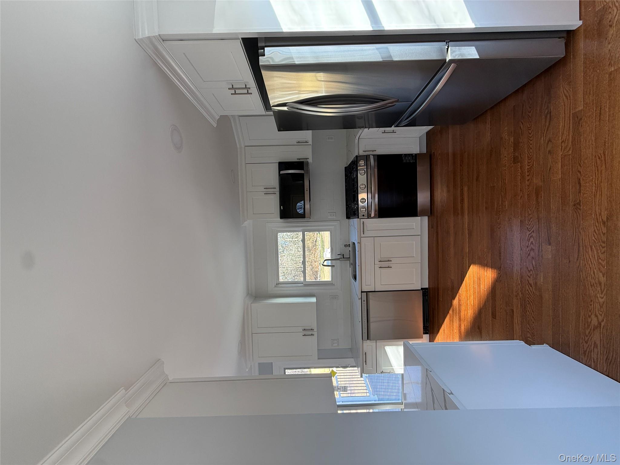 225 Norma Avenue, West Islip, NY 11795