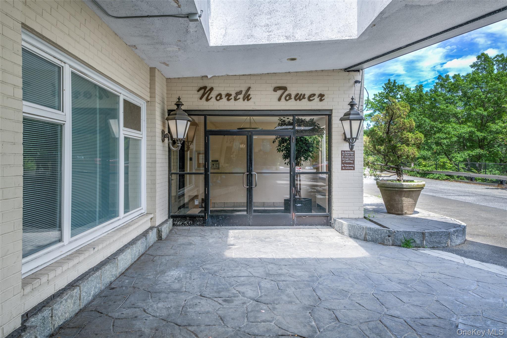 White Plains, NY 10604