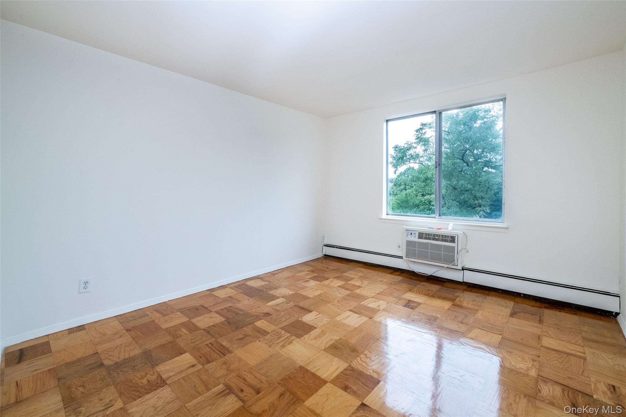 White Plains, NY 10604