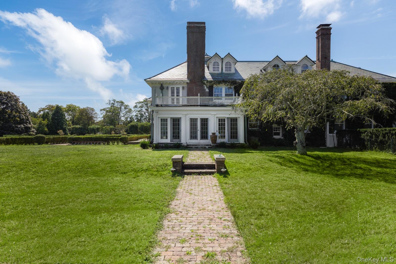 94 Quogue Street, Quogue, NY 11959