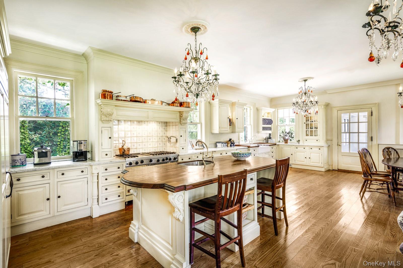 94 Quogue Street, Quogue, NY 11959