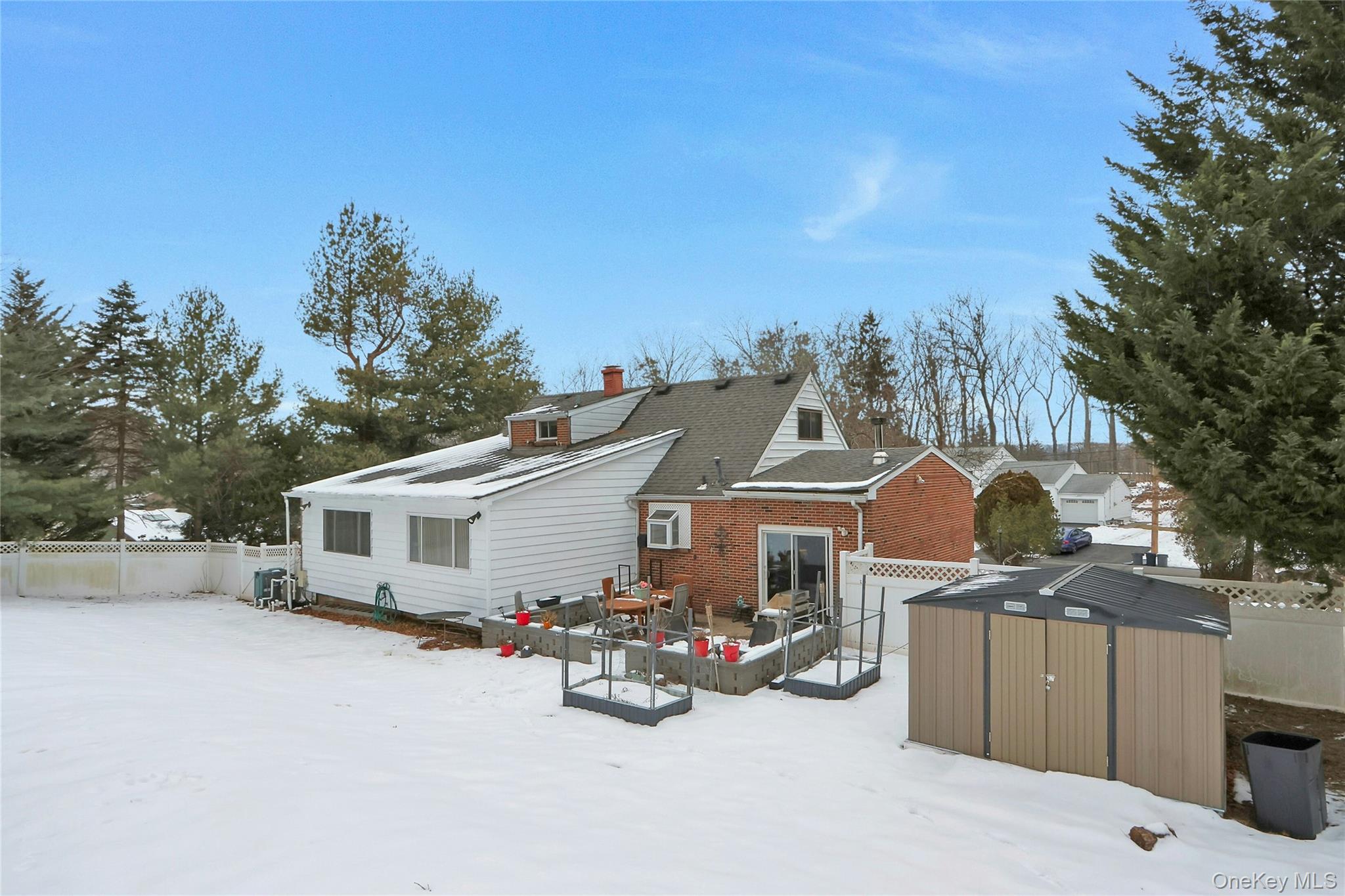 8 Windmill Lane, New City, NY 10956