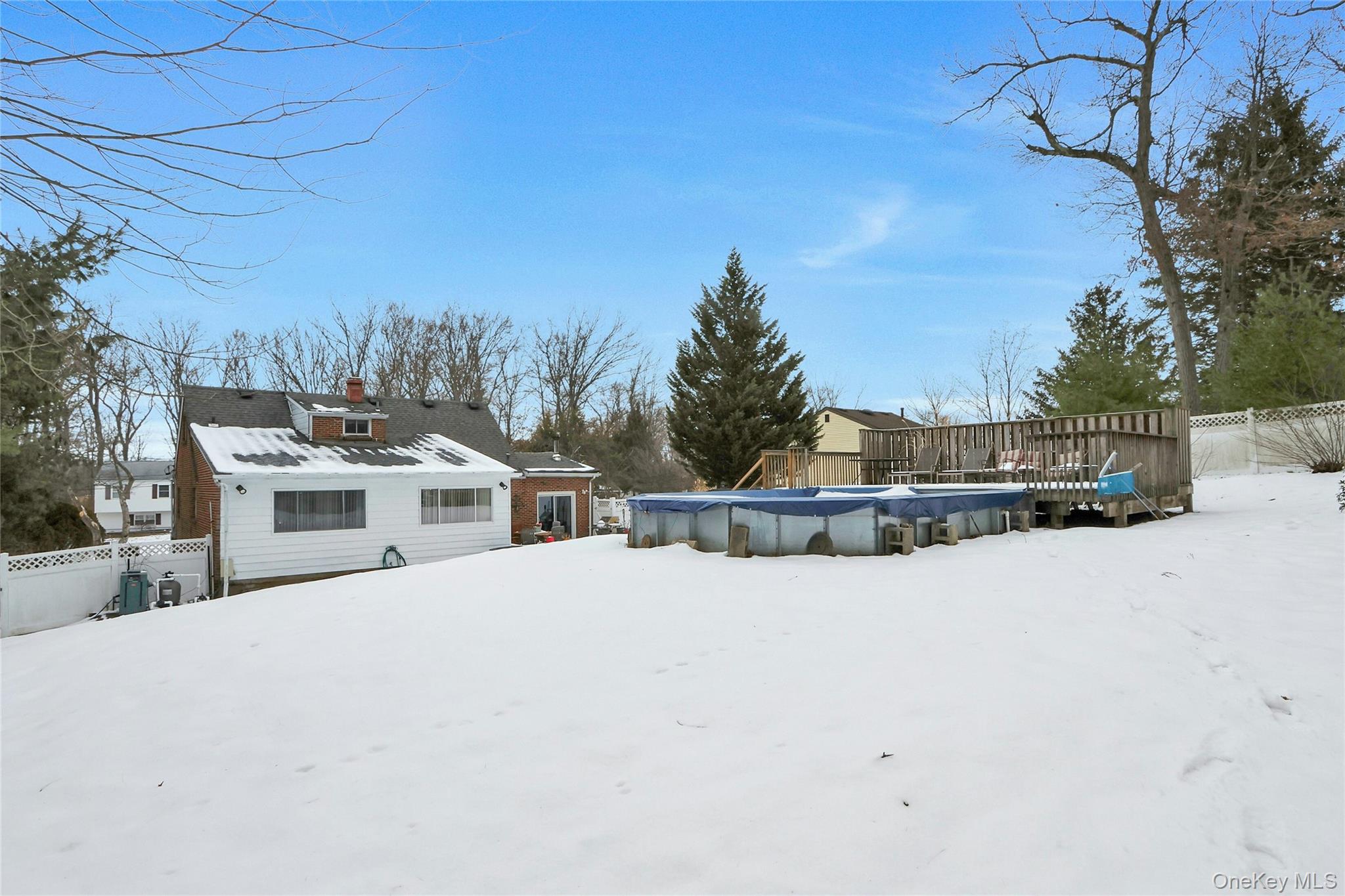 8 Windmill Lane, New City, NY 10956