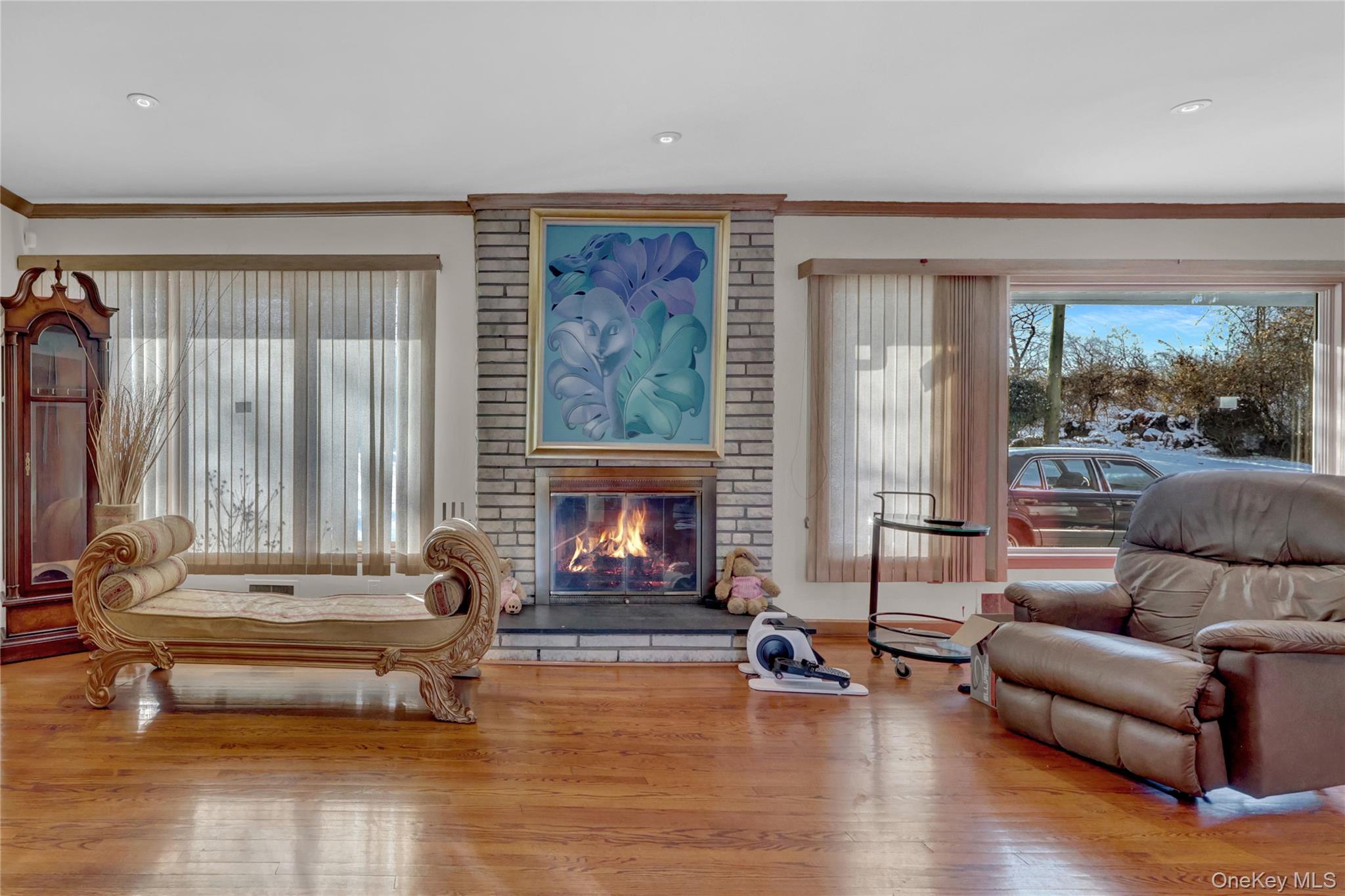 140 Long Drive, Hempstead, NY 11550