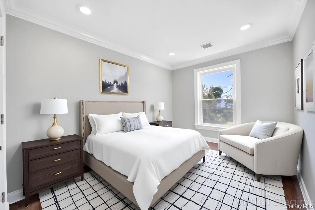 41 Perry Street, Hempstead, NY 11550