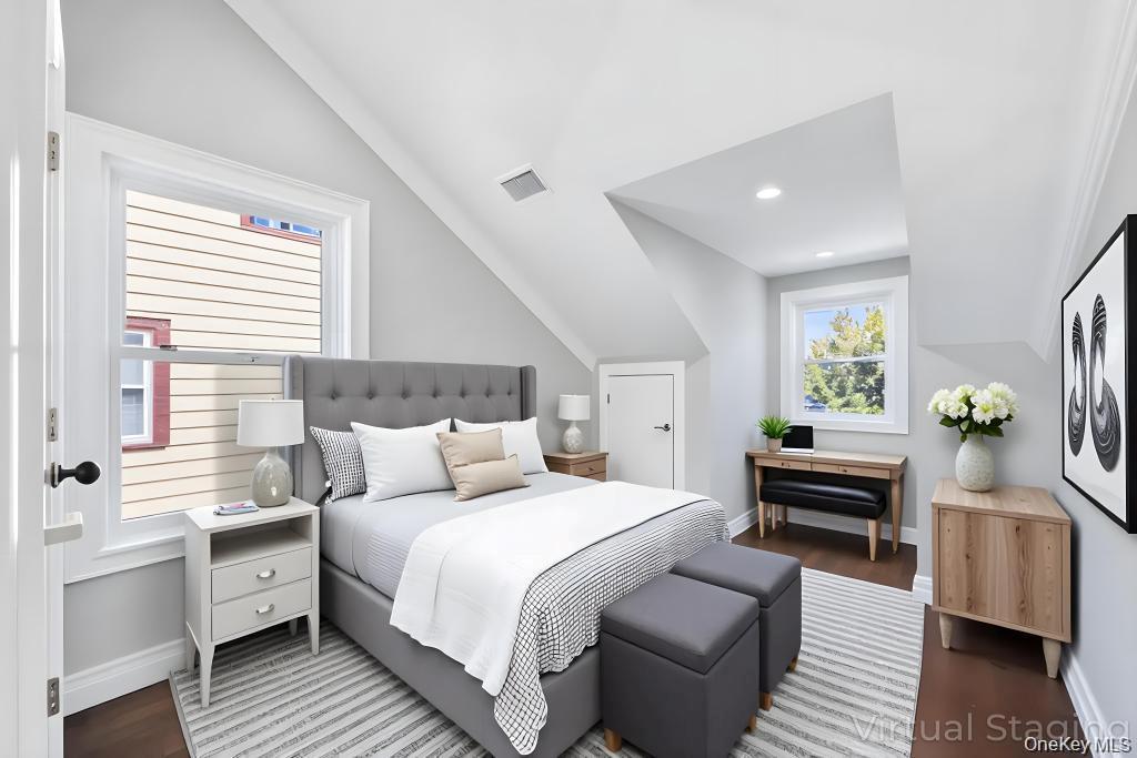 41 Perry Street, Hempstead, NY 11550