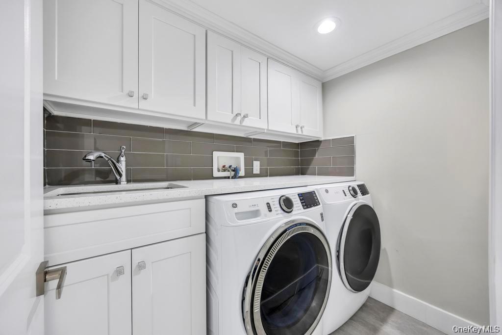 41 Perry Street, Hempstead, NY 11550