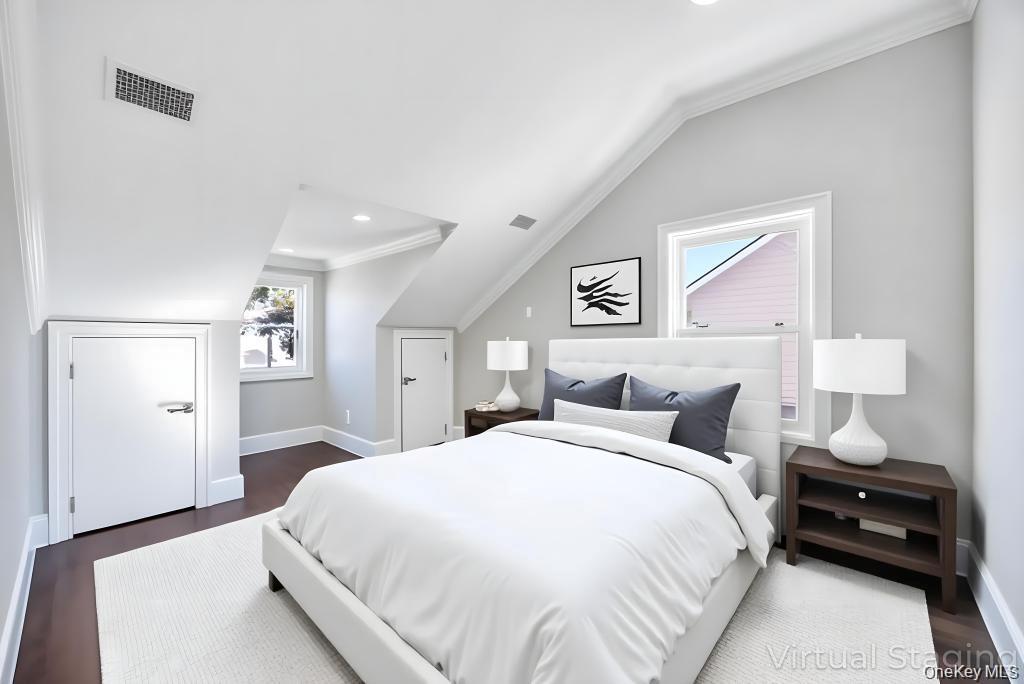 41 Perry Street, Hempstead, NY 11550