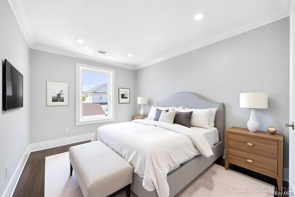 41 Perry Street, Hempstead, NY 11550