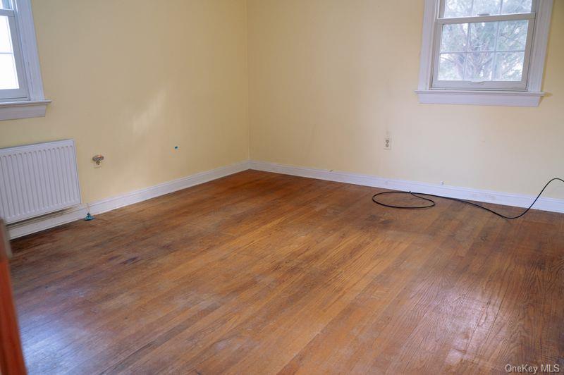 21 McCall Place, Middlehope, NY 12550