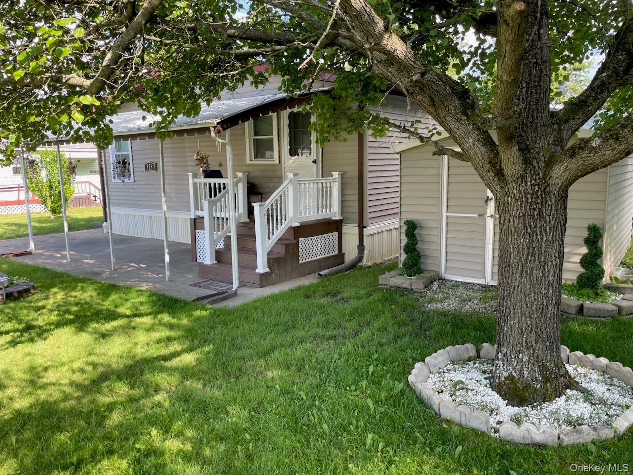 128 Brittany Terrace # 128, New Windsor, NY 12575