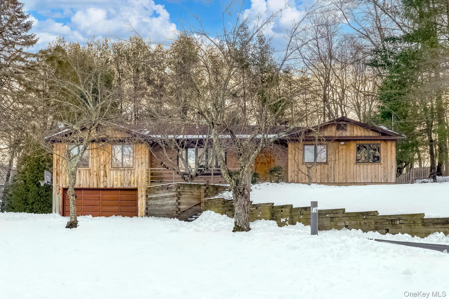 4 Hilltop Place, Monsey, NY 10952