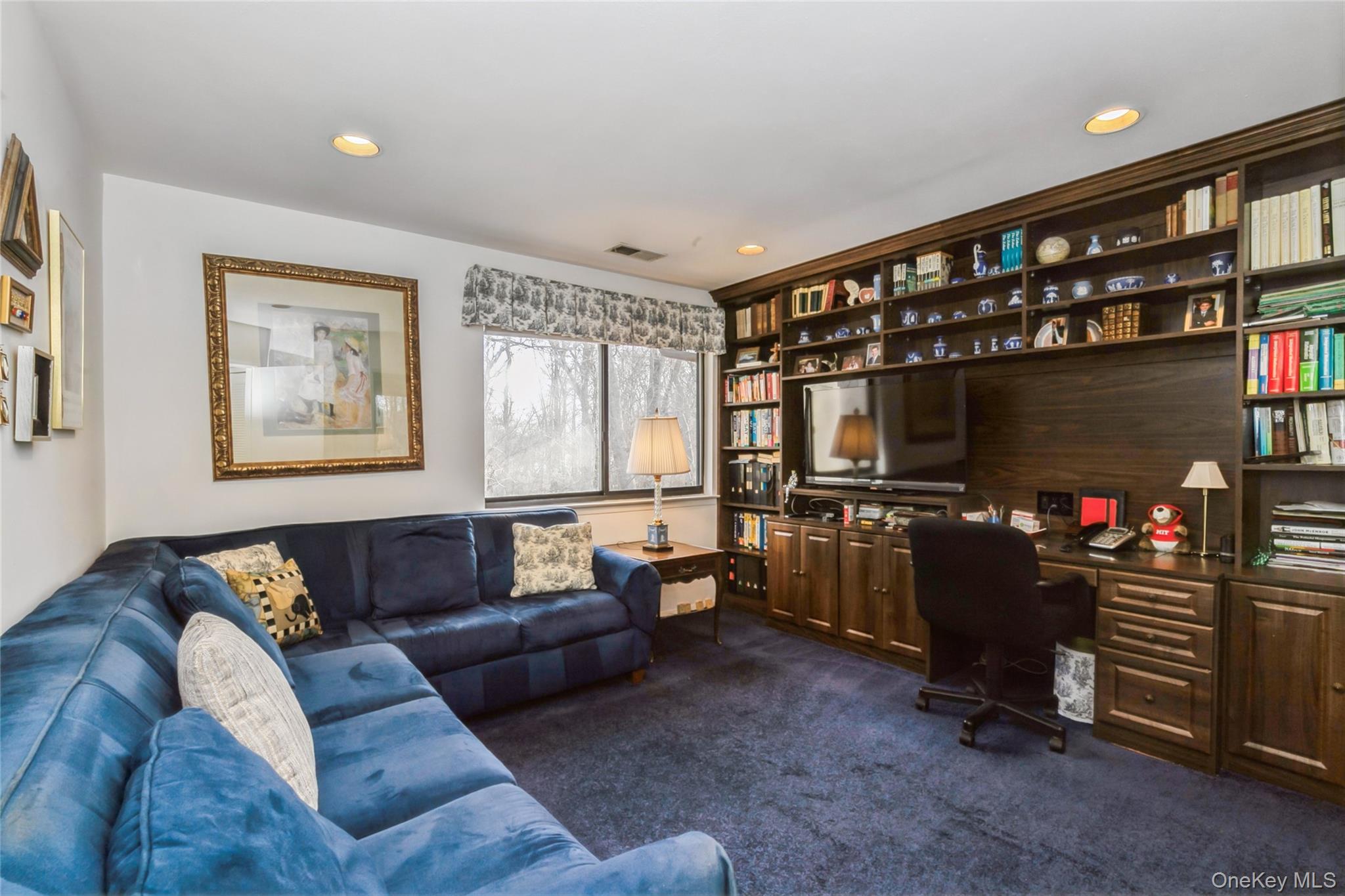 33 Club House Court # 33, Jericho, NY 11753