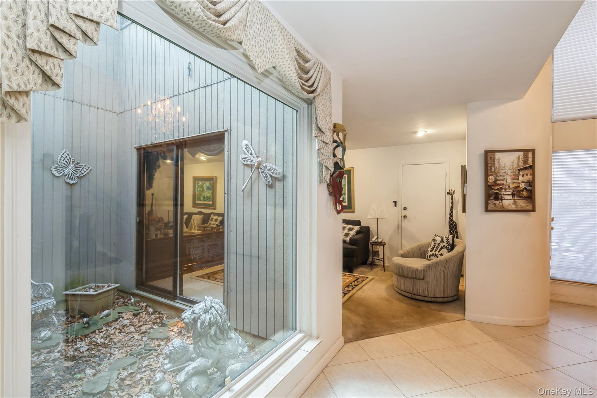 33 Club House Court # 33, Jericho, NY 11753