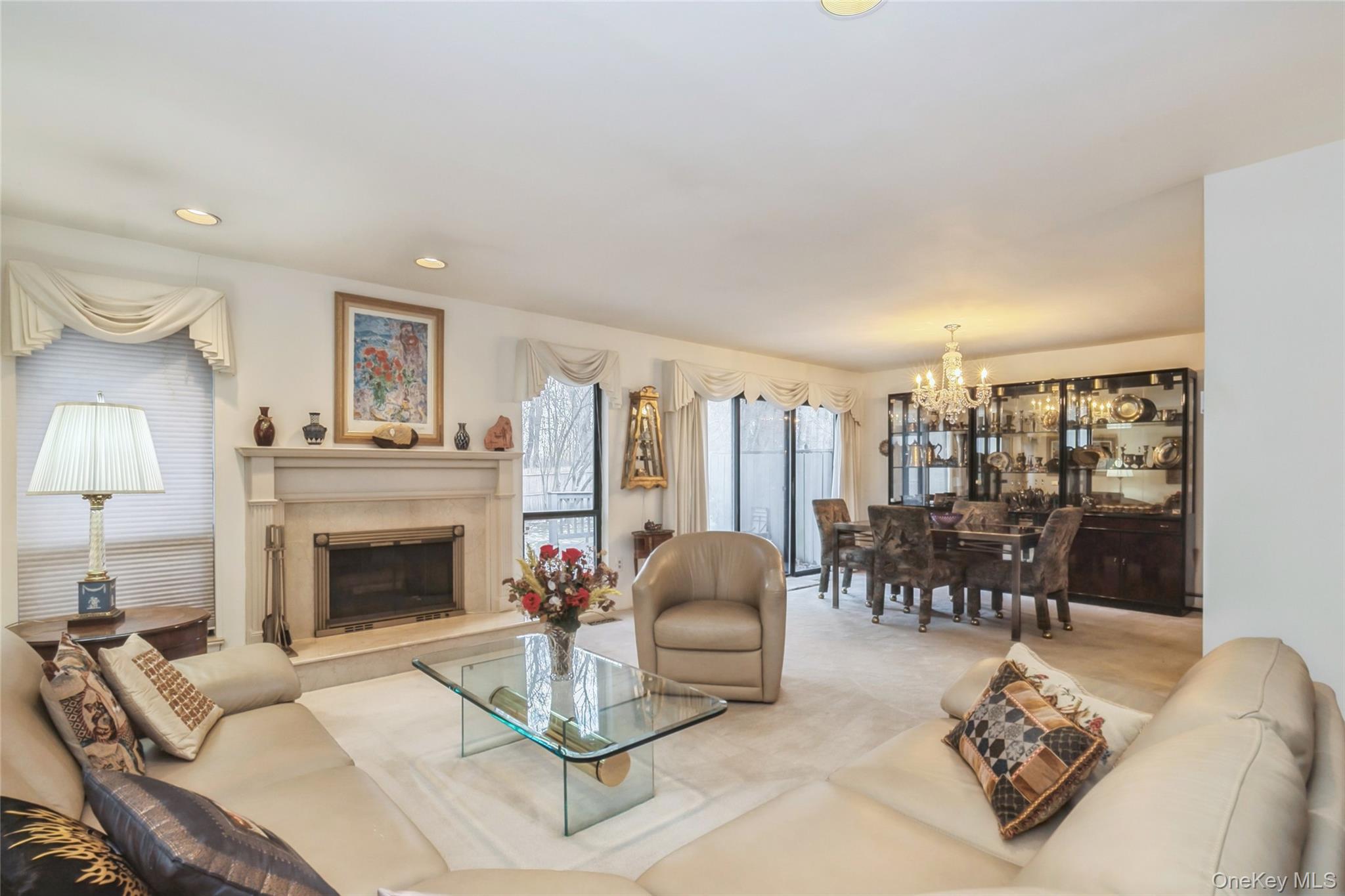 33 Club House Court # 33, Jericho, NY 11753