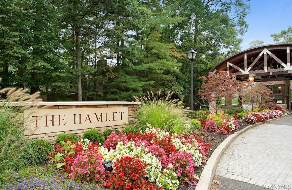 33 Club House Court # 33, Jericho, NY 11753