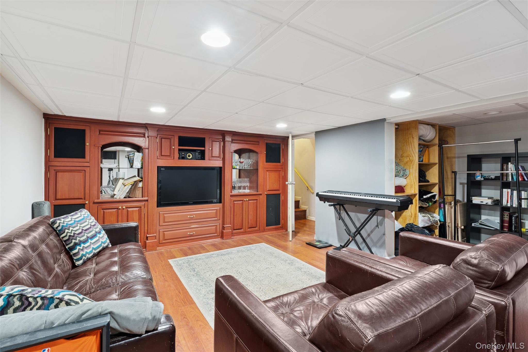 616 Duke Street, Westbury, NY 11590