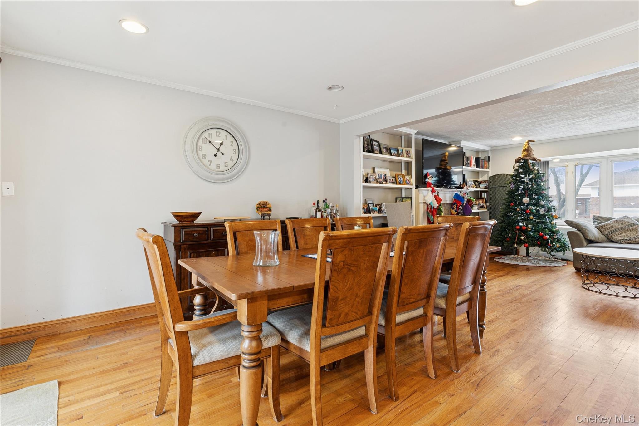 616 Duke Street, Westbury, NY 11590