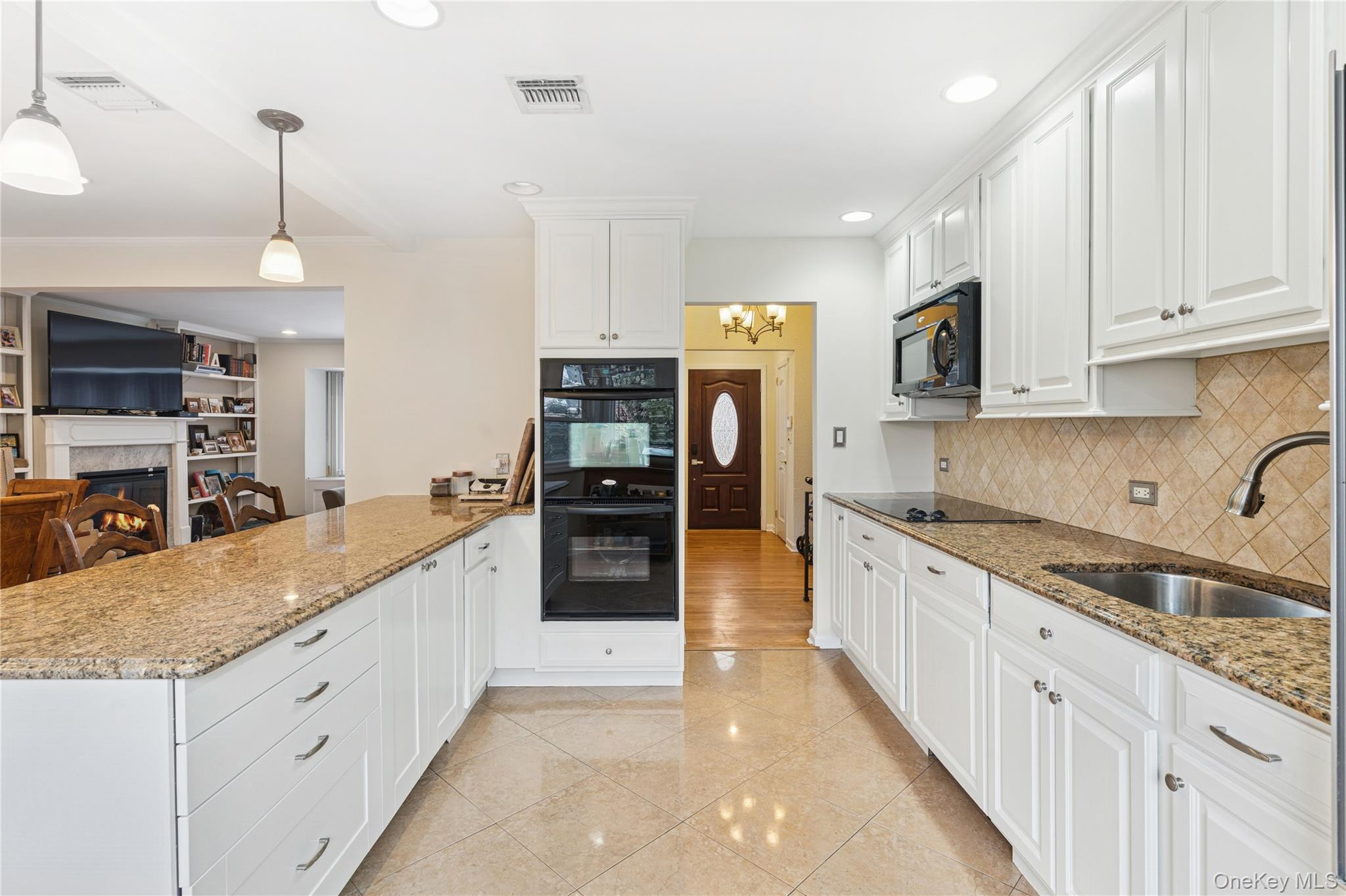 616 Duke Street, Westbury, NY 11590