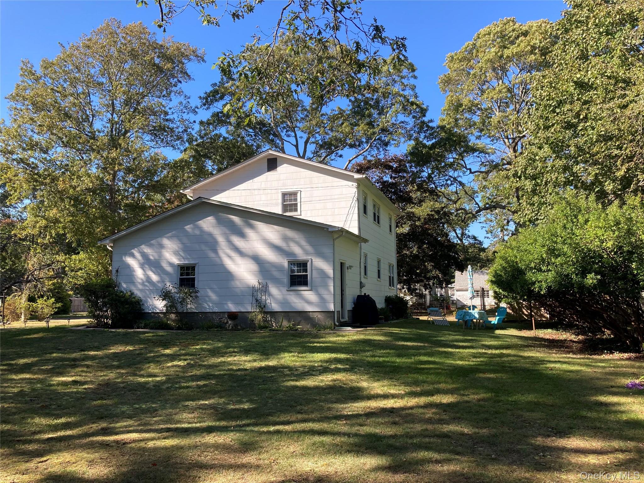 189 Beaver Drive, Mastic Beach, NY 11951