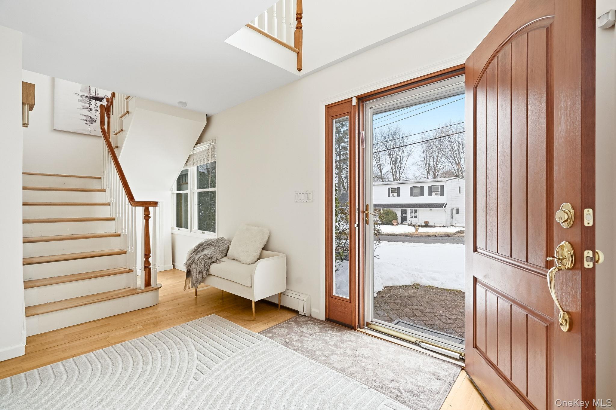 39 Lambert Lane, New Rochelle, NY 10804