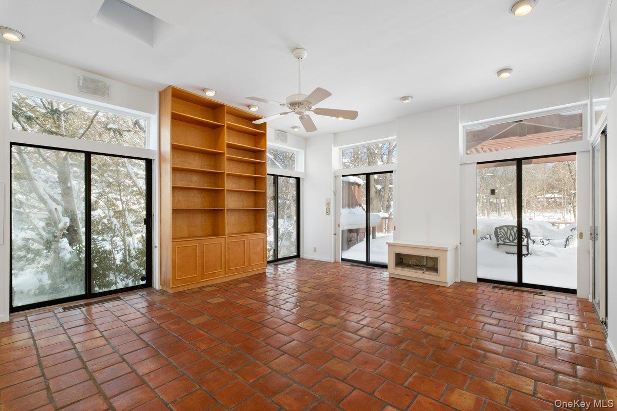 3 Runyon Place, Scarsdale, NY 10583