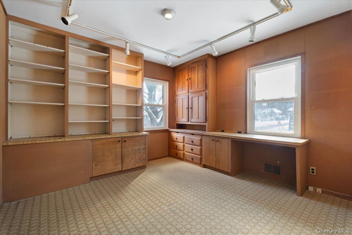 3 Runyon Place, Scarsdale, NY 10583