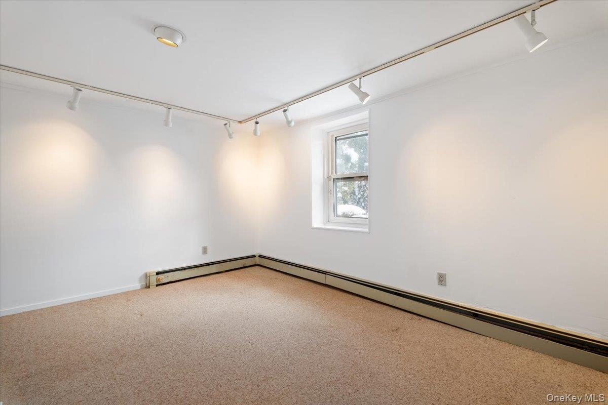 3 Runyon Place, Scarsdale, NY 10583