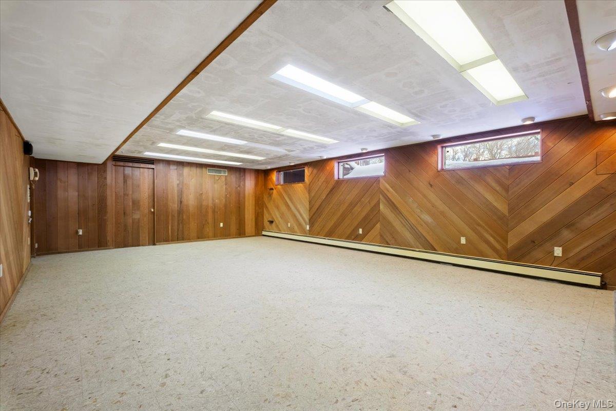 3 Runyon Place, Scarsdale, NY 10583