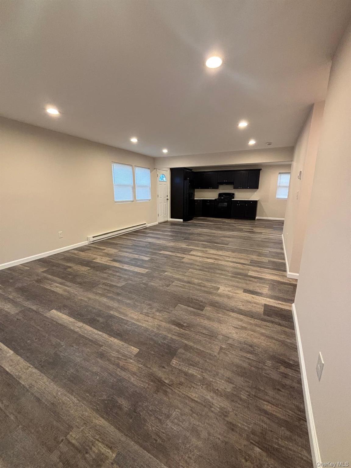 855 Meade Avenue, Bellport, NY 11713