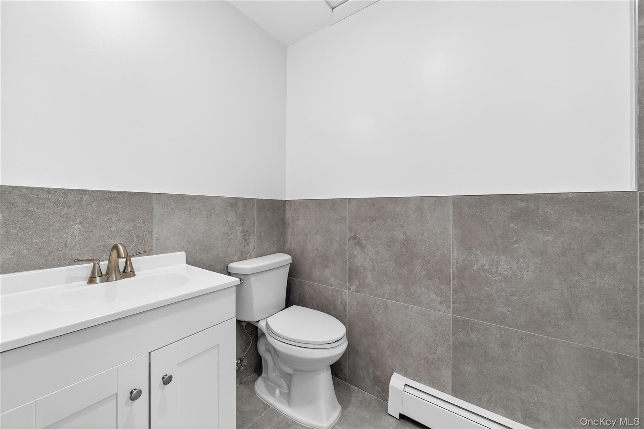 430 Country Club Lane, Pomona, NY 10970